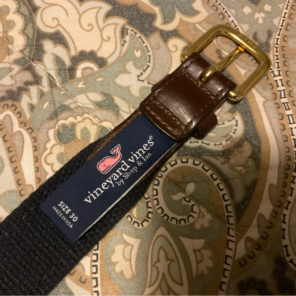 Like New Vineyard Vines Whale Canvas Club Belt Sz 30 Worn 1x